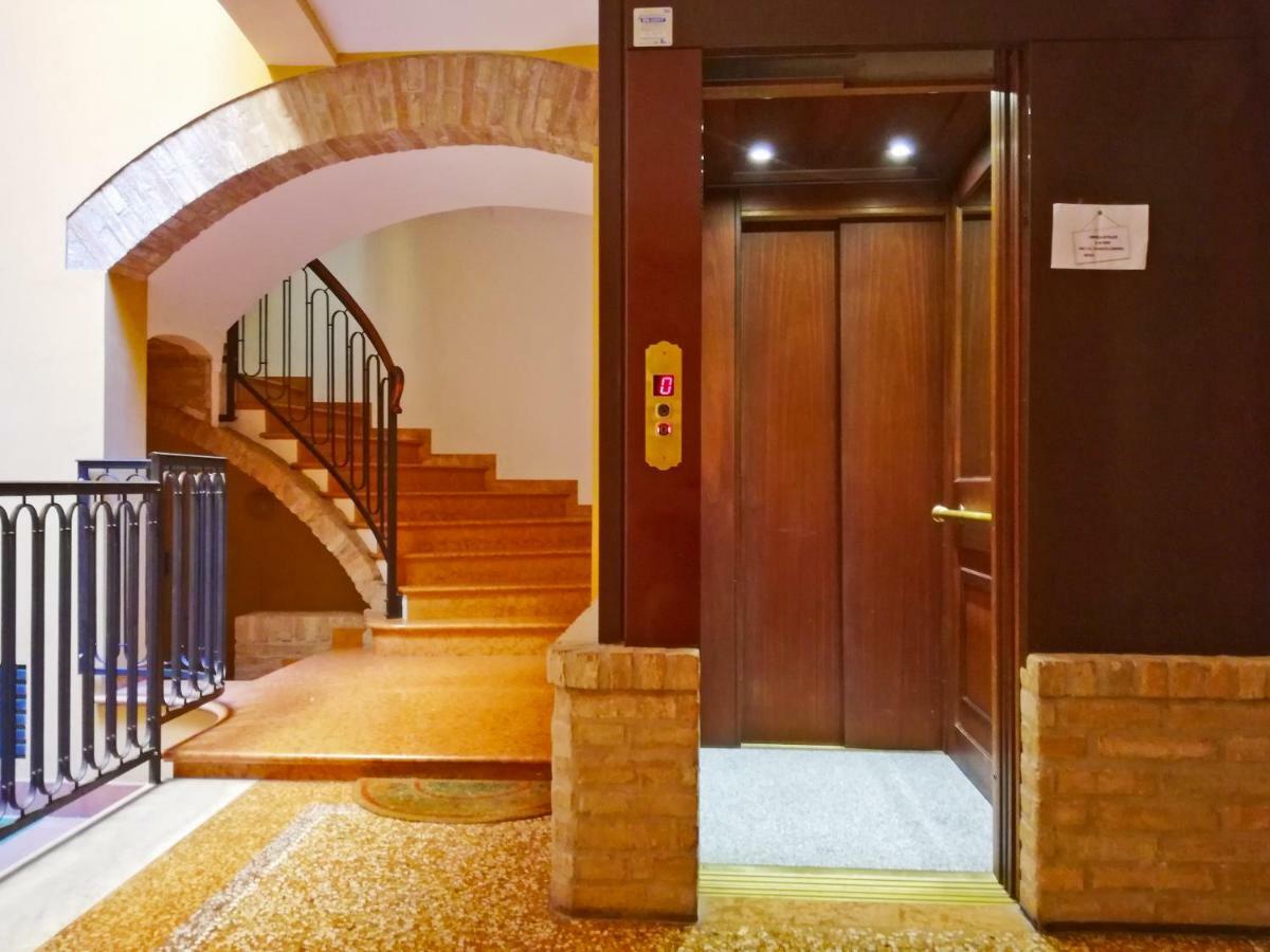 בולוניה Yawhome B&B מראה חיצוני תמונה